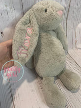 Load image into Gallery viewer, Easter bunny