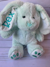 Load image into Gallery viewer, Easter bunny