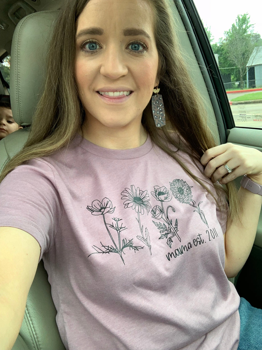 Mama birth flowers TSHIRT