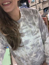 Load image into Gallery viewer, Blank Tie dye shirt
